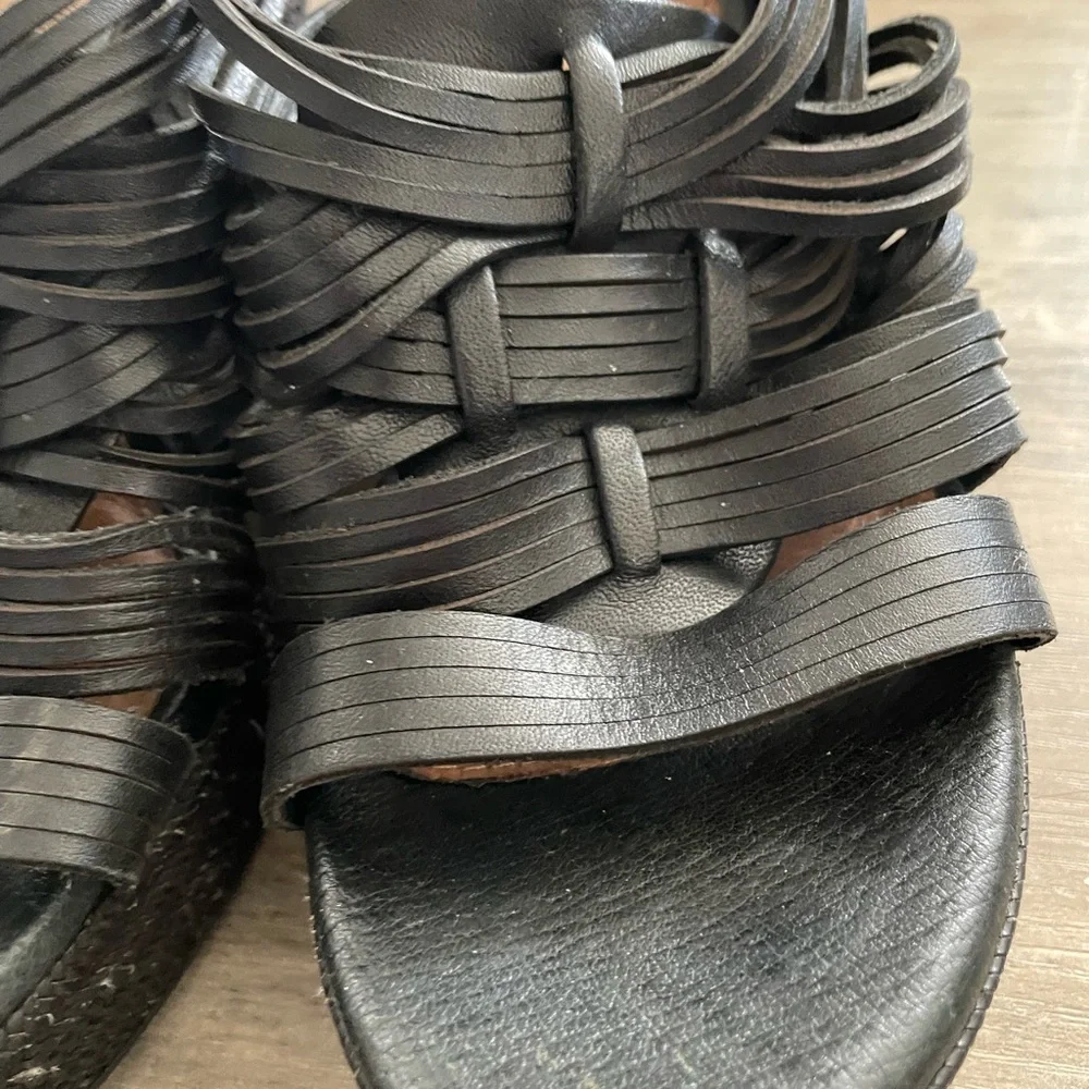 Ugg Melinda Black Braided Leather upper Platform wedge open toe sandal Size 9
